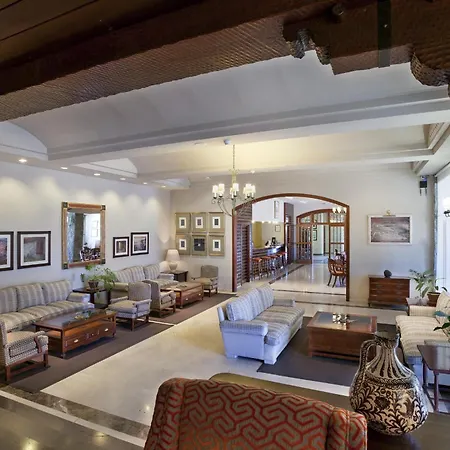 Hotell De Canadas Del Teide 3*