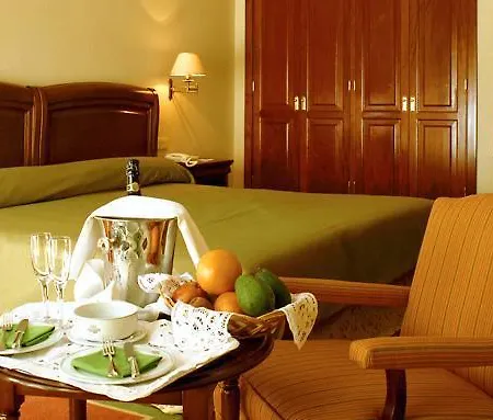 De Canadas Del Teide Otel 3*