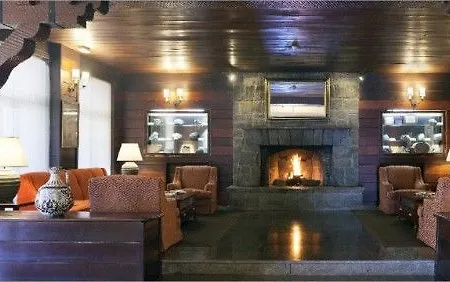 Hotel De Cañadas Del Teide 3*