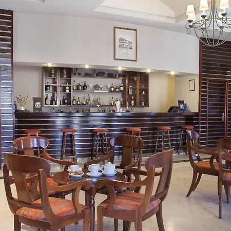 パラドール デ ラス カニャーダス デル テイデ 3* ラ・オロタバ