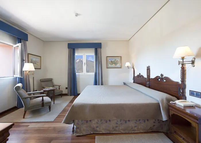 Hotel De Canadas Del Teide 3*